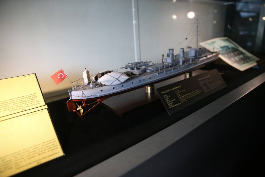 TCG Nusret Müze Gemisi Mersin'de 33